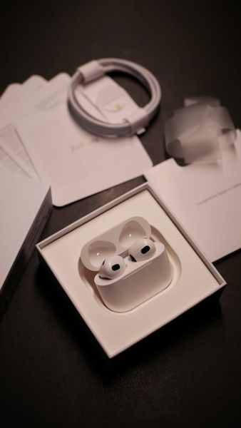 Навушники AirPods 3 (Копія 1:1) з оригінальним мікрофоном  1 фото